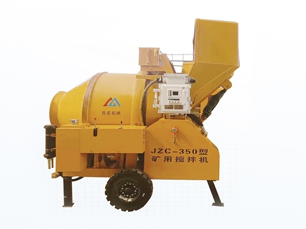 礦用濕噴臺(tái)車(chē)，礦用混凝土泵，礦用攪拌機(jī)發(fā)貨